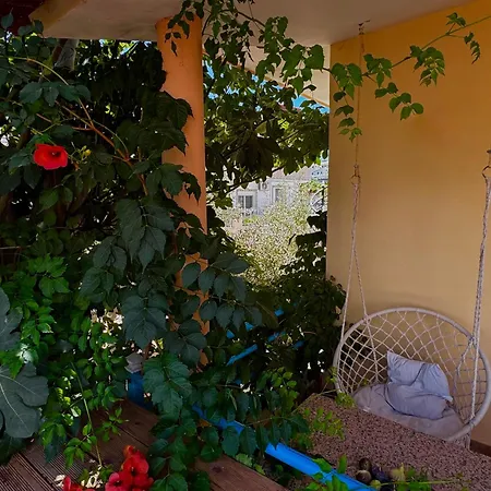 Laura Villa Ksamil