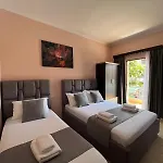 Laura Villa Ksamil