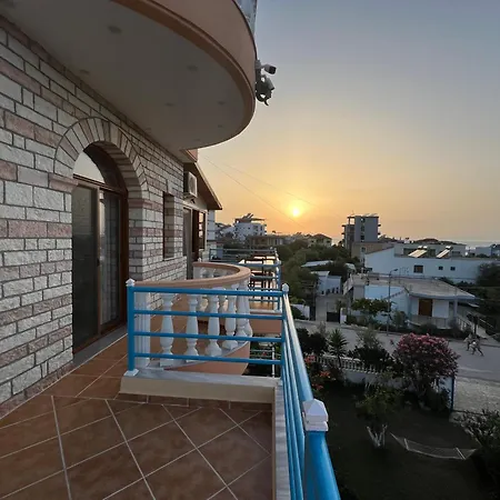 Villa Laura *