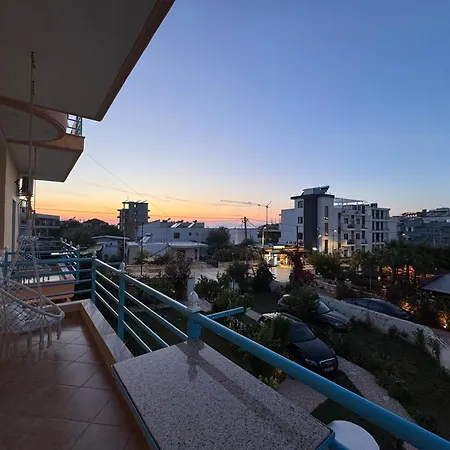Laura Villa Ksamil